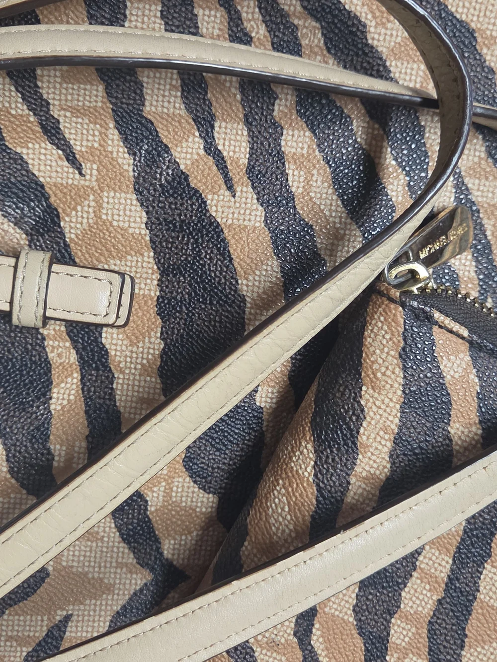 Michael Kors Zebra-Print Bag with Matching Wallet Laptop Travel Tote